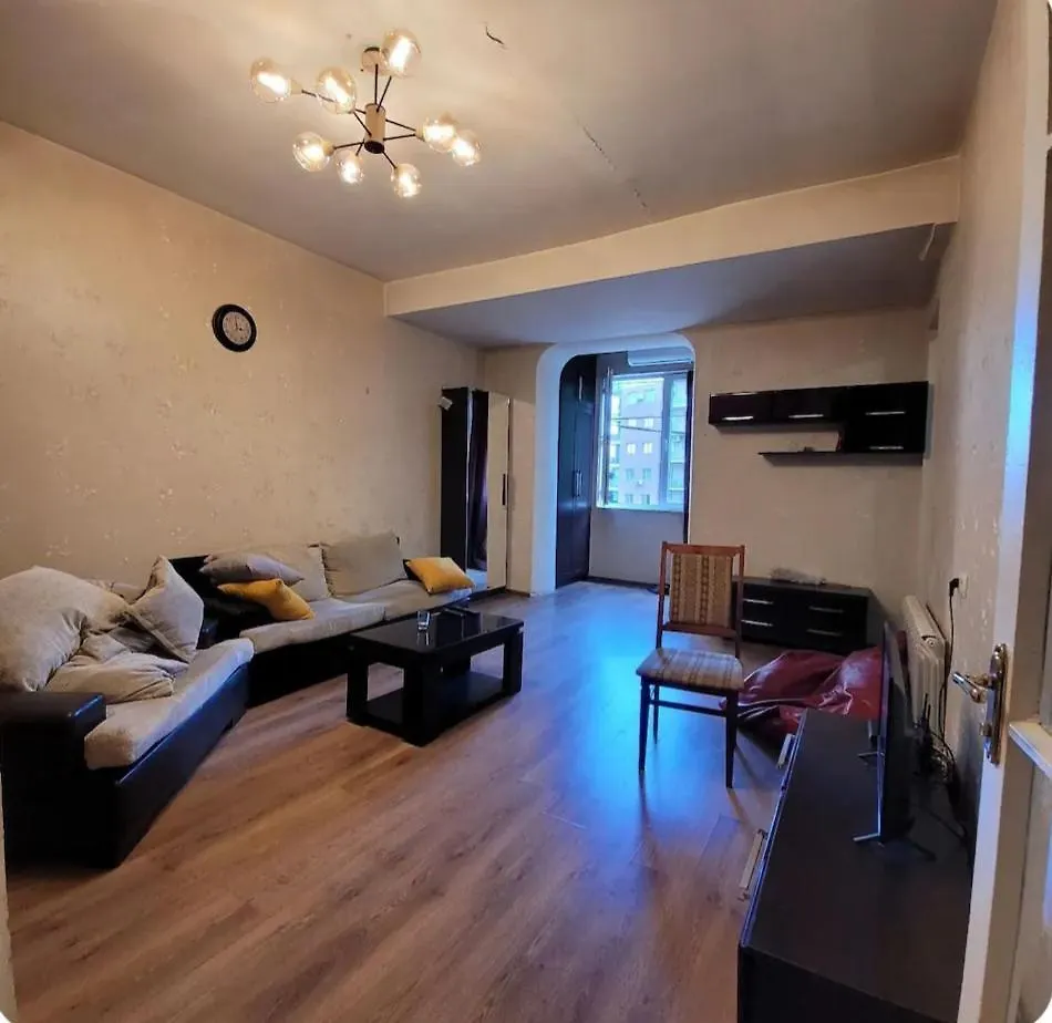 1Brapp In The Vera Center For Monthly Rent Tbiliszi Apartman