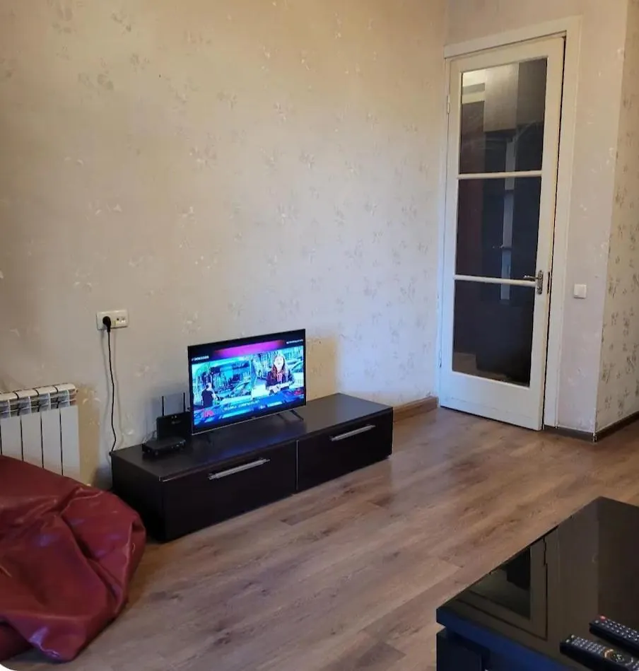 1Brapp In The Vera Center For Monthly Rent Tbiliszi 0*,  Grúzia